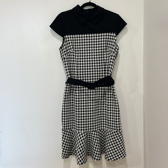 Maggy London Houndstooth Belted Flounced Sheath Dress Size 12P NWT - Picture 6 of 15